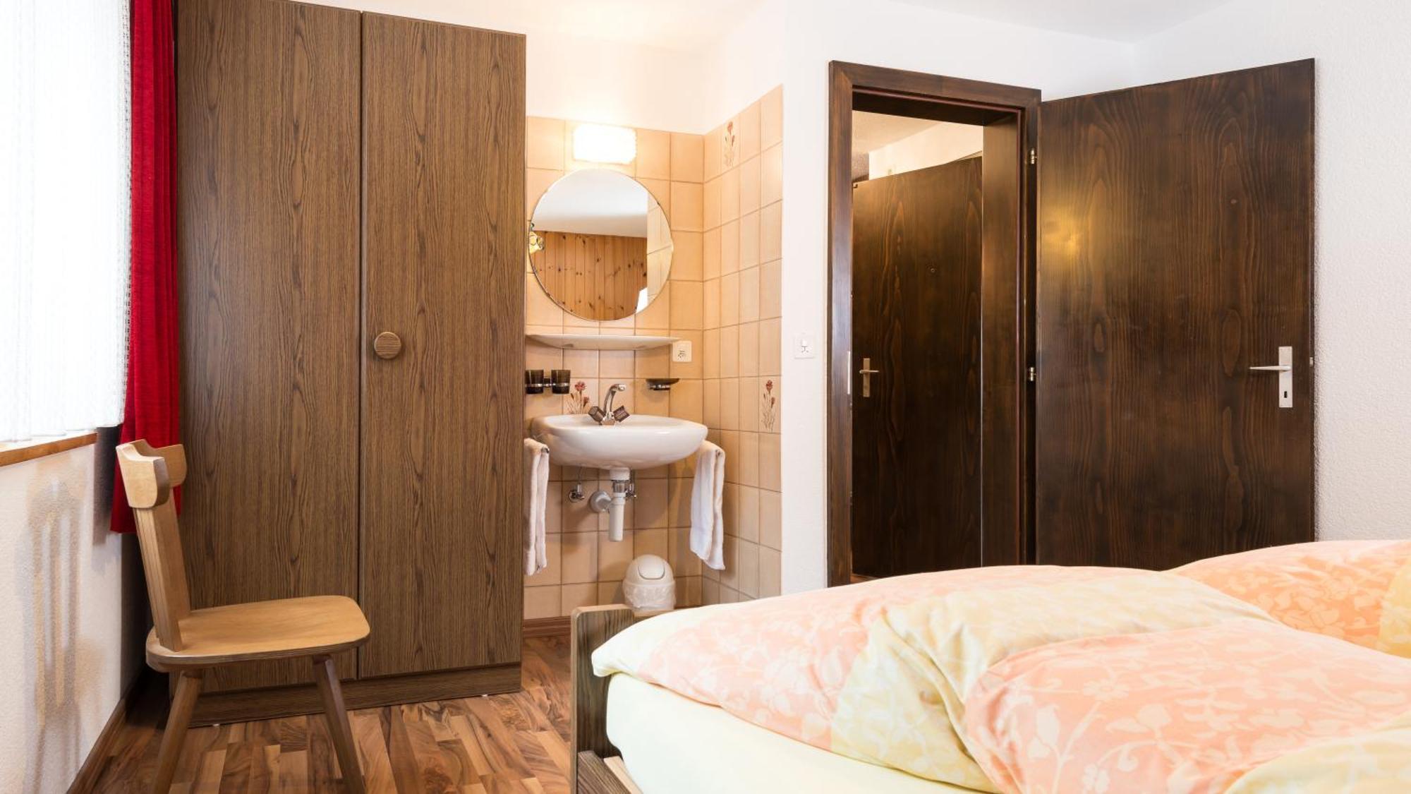 Haus Alba Apartment Saas-Almagell Room photo